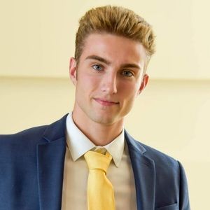 Meet your Posher, Tj